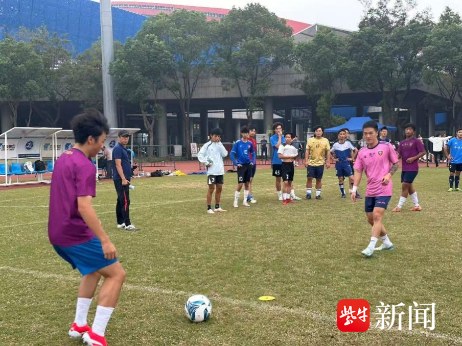 润州队试训, 深度考察球 润州队试训, 深度考察球